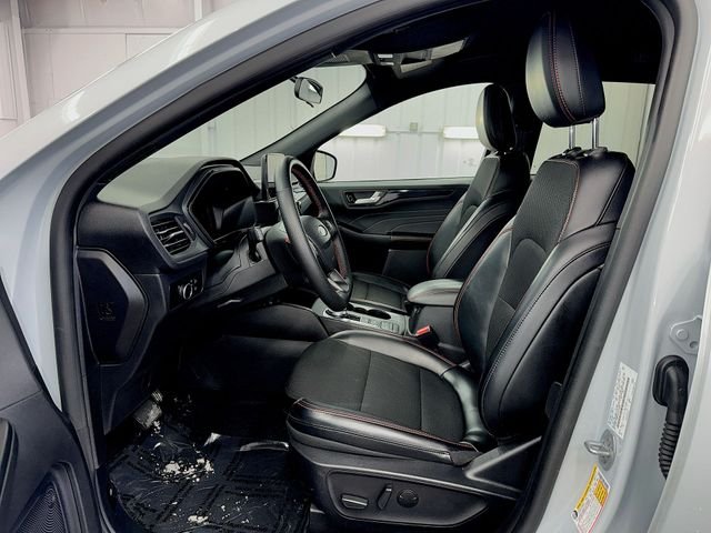 Used 2025 Silver Ford ST-Line image 12