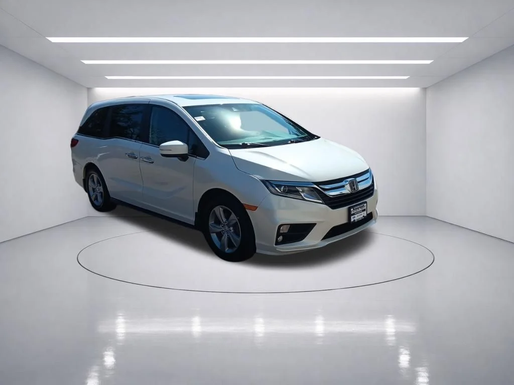 Used 2018 White Diamond Pearl Honda EX-L image 9
