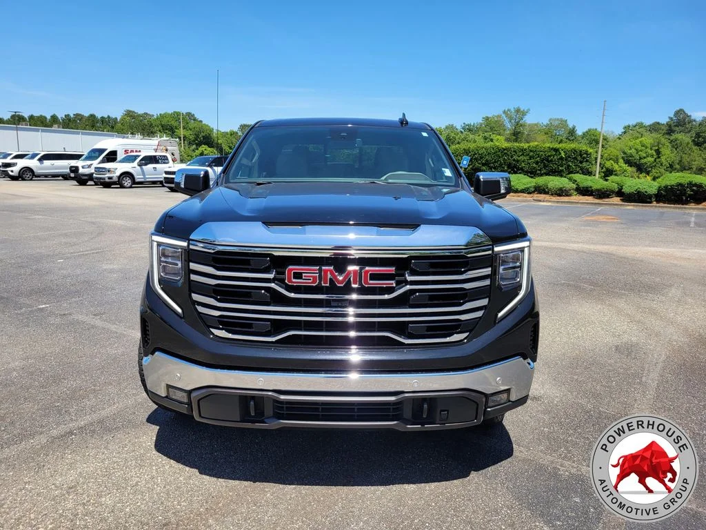 Used 2024 Black GMC SLT image 10