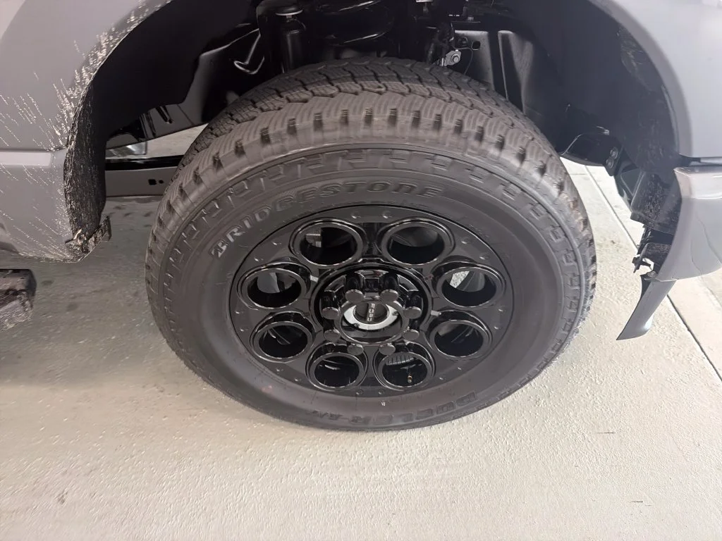 New 2027 Carbonized Gray Metallic Ford F-250® Lariat® image 5