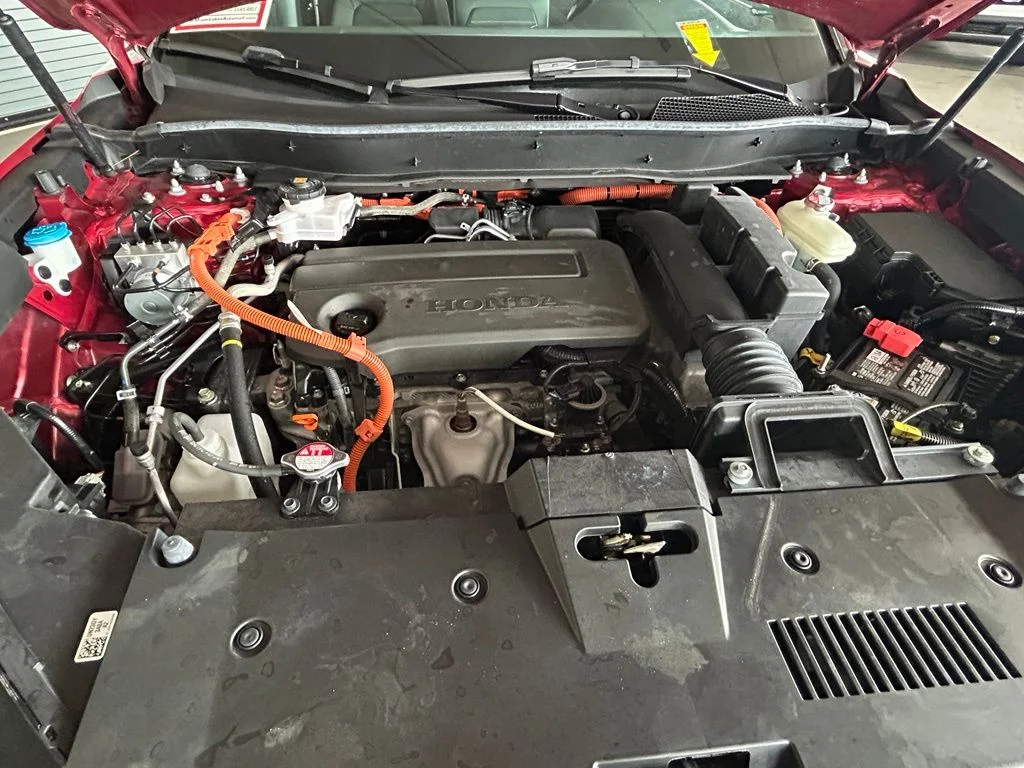 Used 2025 Radiant Red Metallic Honda Sport image 36