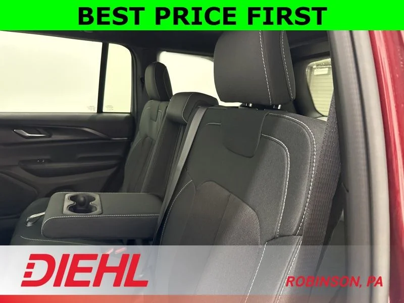 New 2026 Velvet Red Pearl-Coat Exterior Paint Jeep Laredo X image 17