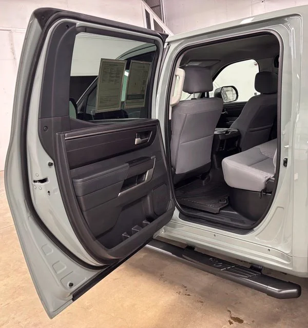 Used 2024  Toyota SR5 image 23
