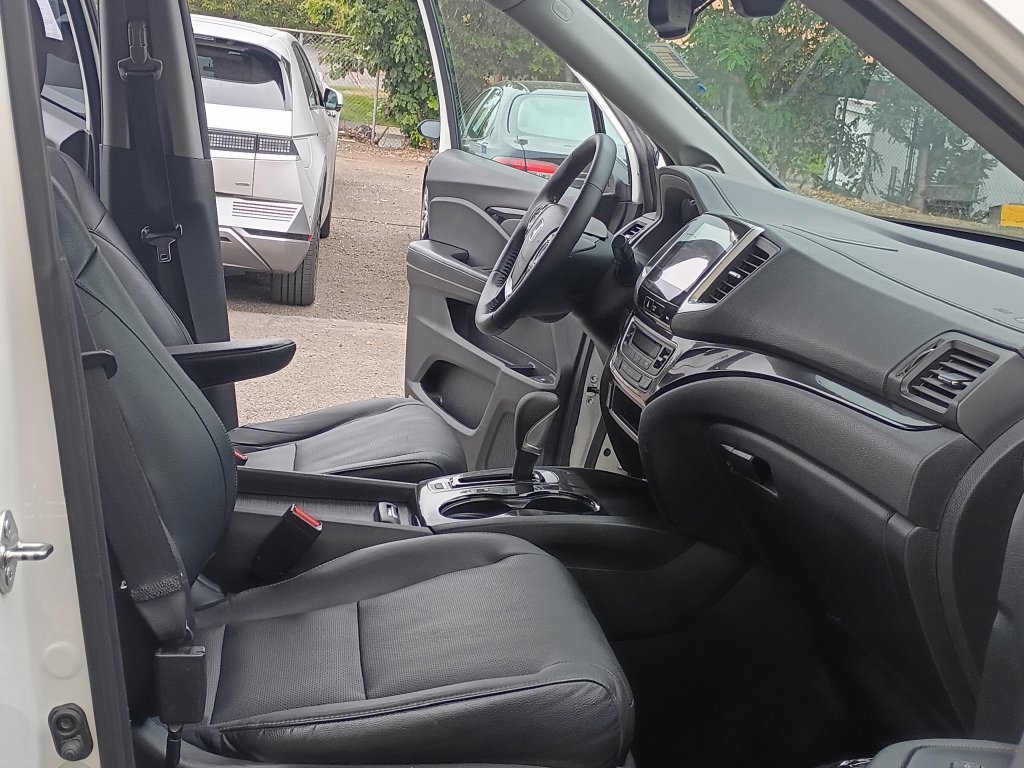 Used 2017  Honda RTL-E image 22