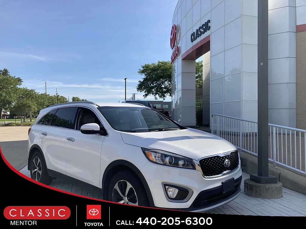 Used 2016 Snow White Pearl Kia EX image 1