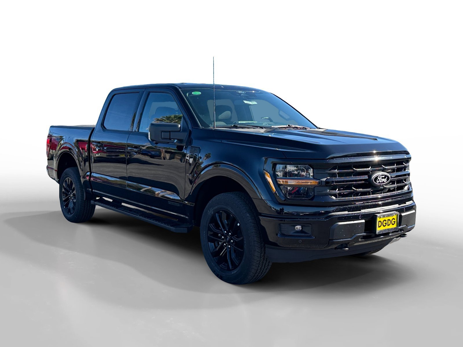 New 2026 Agate Black Metallic Ford XLT image 7