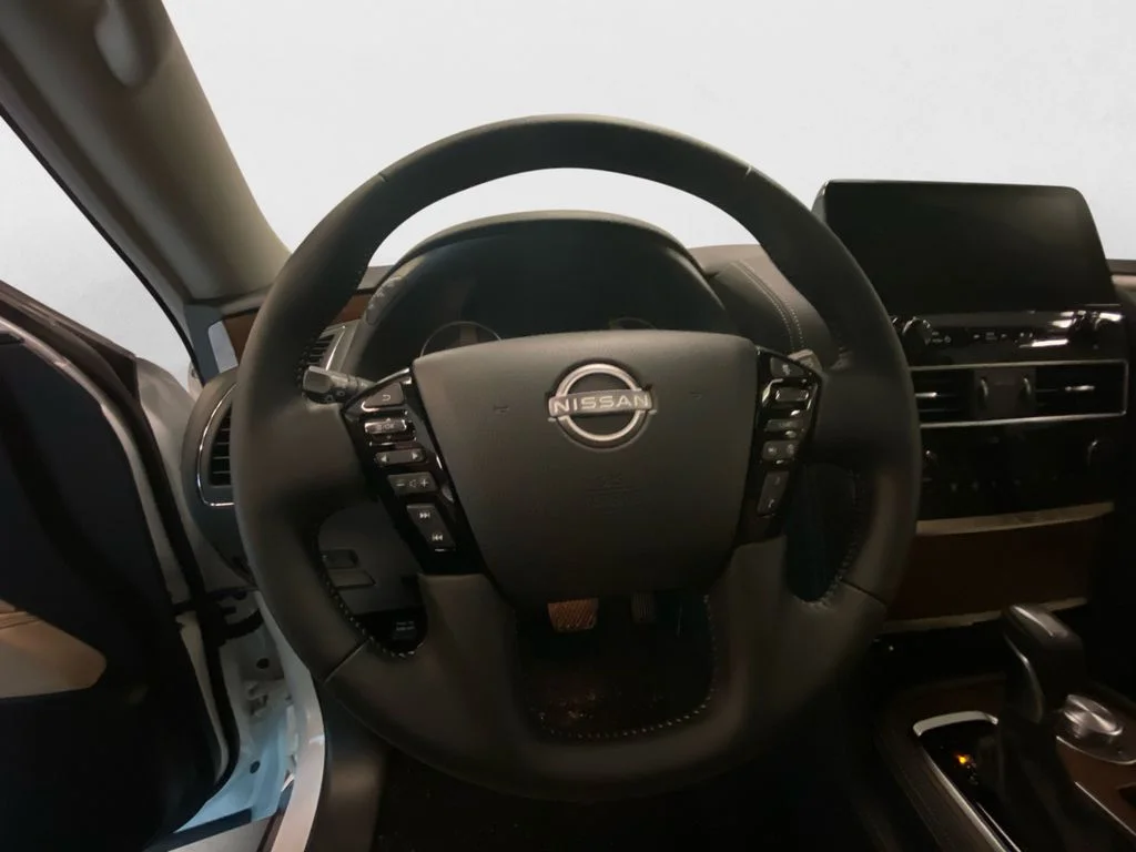 Certified Used 2024 Aspen White Tricoat Nissan SL image 12