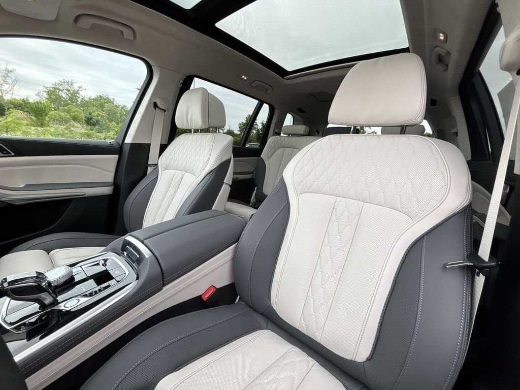 New 2026 Gray BMW ALPINA XB7 image 13