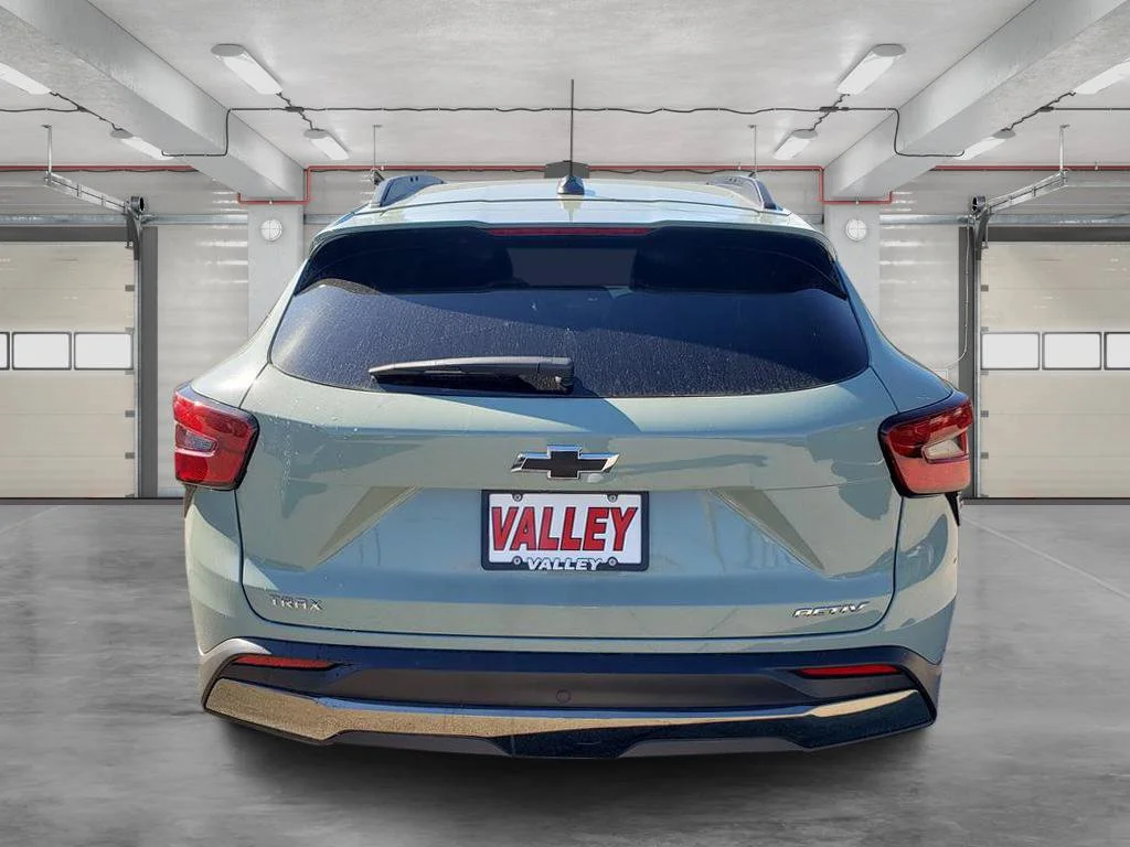 New 2026 Green Chevrolet ACTIV image 5
