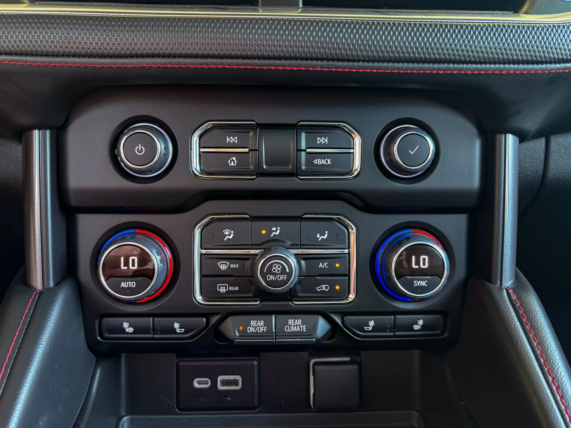 Used 2022 Red Chevrolet RST image 26