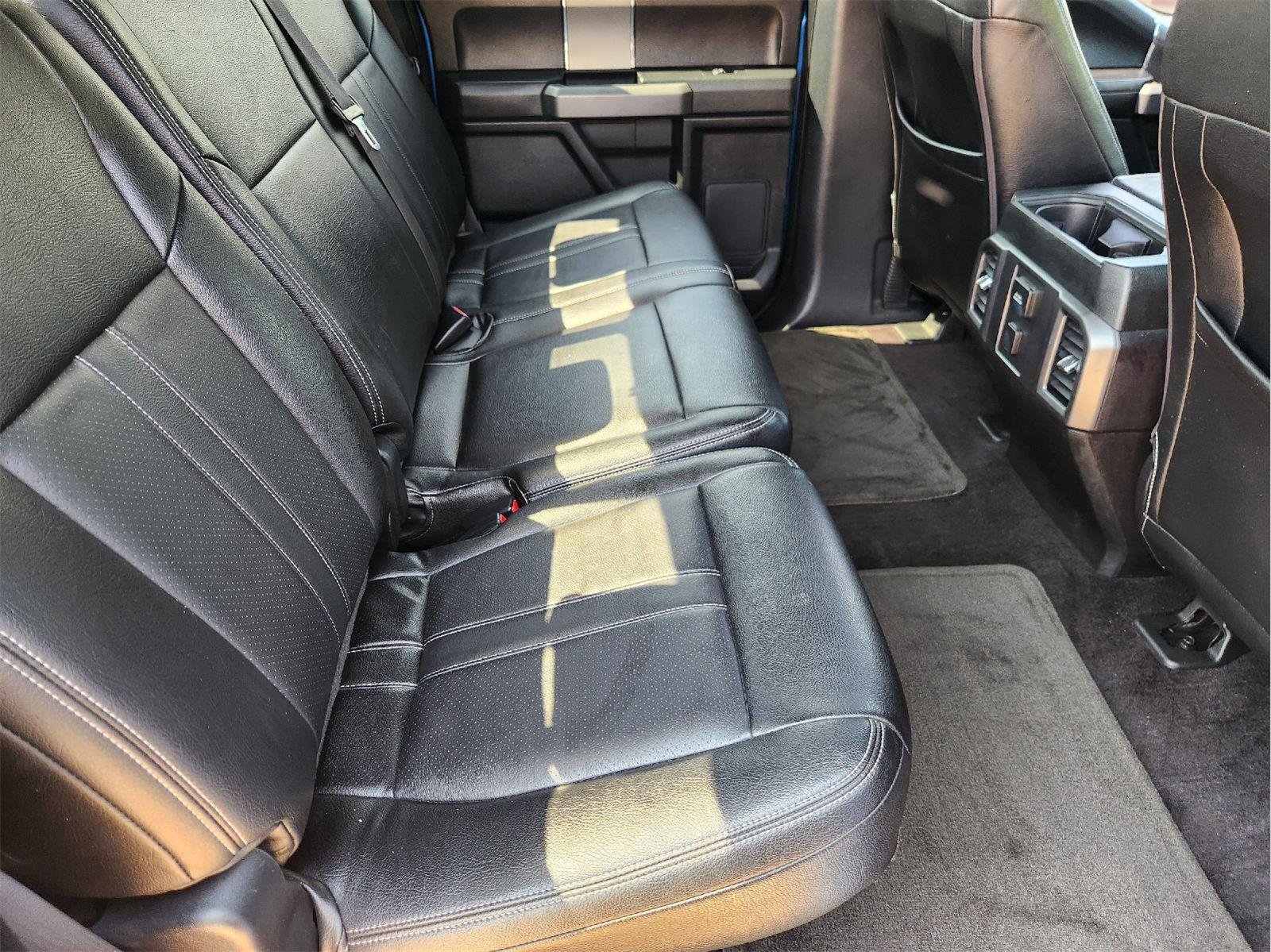 Used 2015  Ford XL image 31
