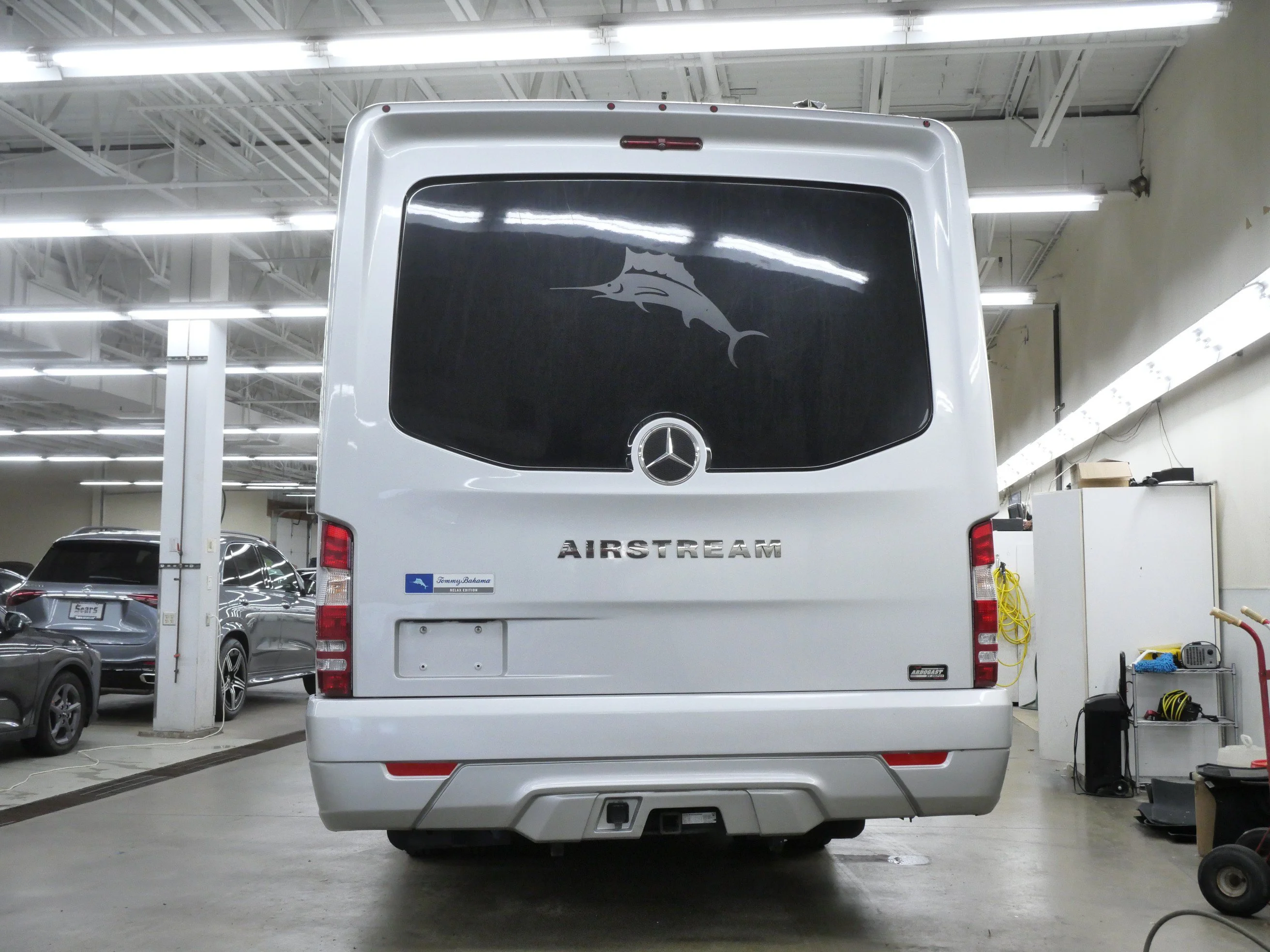 Used 2018 Silver Mercedes-Benz 3500 High Roof V6 170 RWD image 5