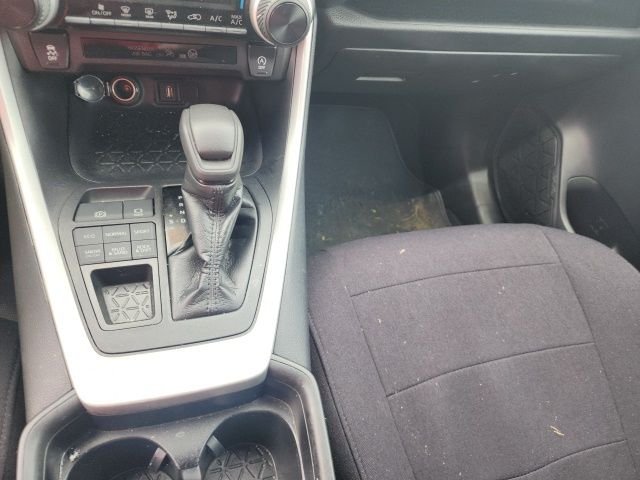 Used 2021 Gray Toyota LE image 12