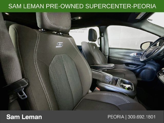 Used 2021 Black Chrysler Touring image 28