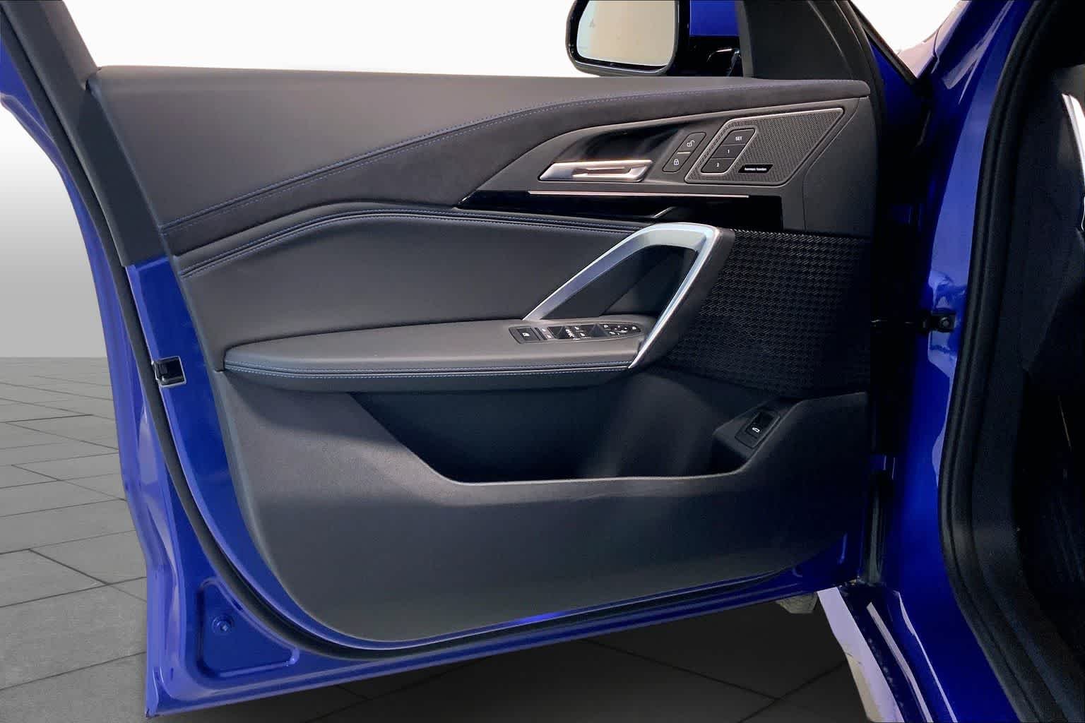 New 2026 Portimao Blue Metallic BMW xDrive28i image 10