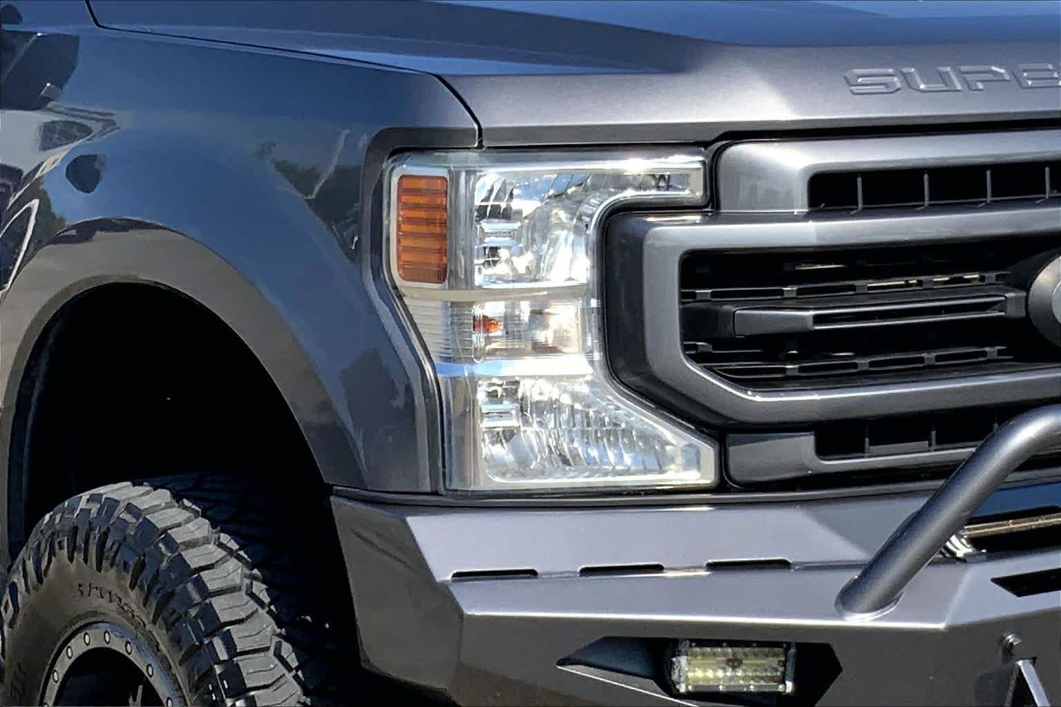 Used 2022 Carbonized Gray Ford LARIAT image 24
