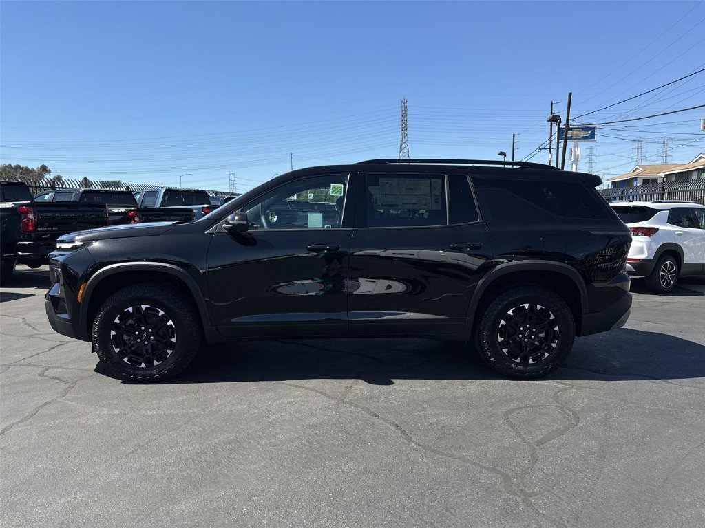 2027 Chevrolet Traverse Z71 - Photo 8