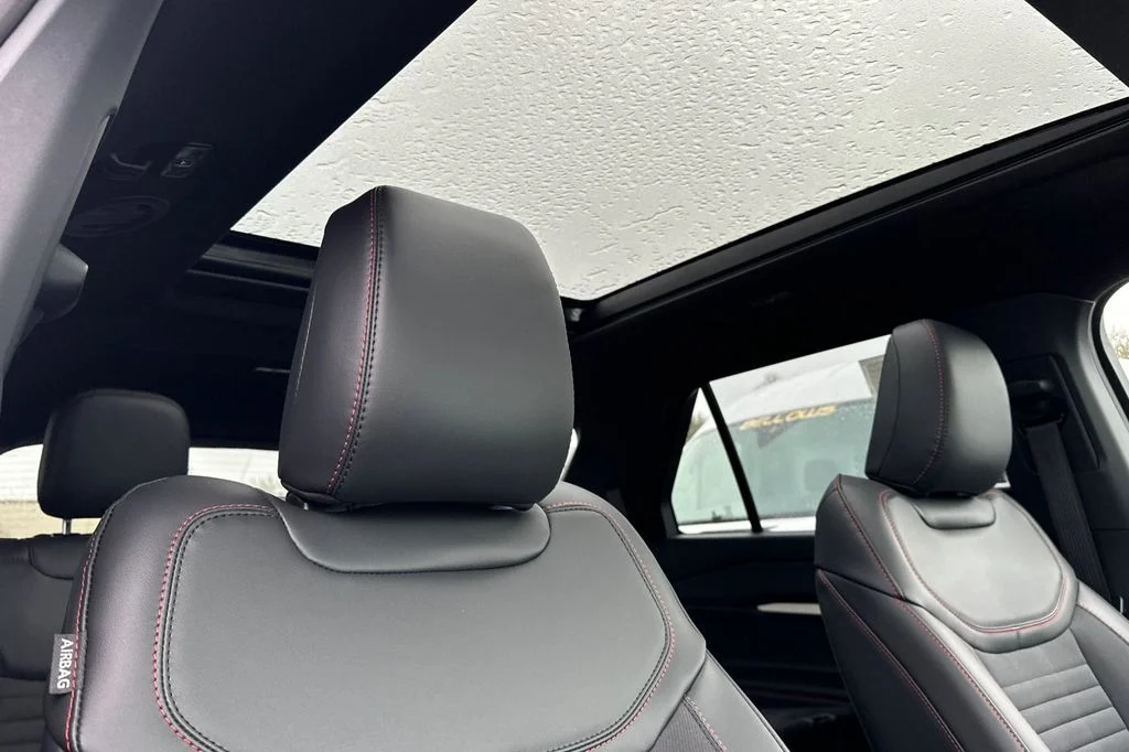 New 2026 Gray Metallic Ford ST-Line image 18