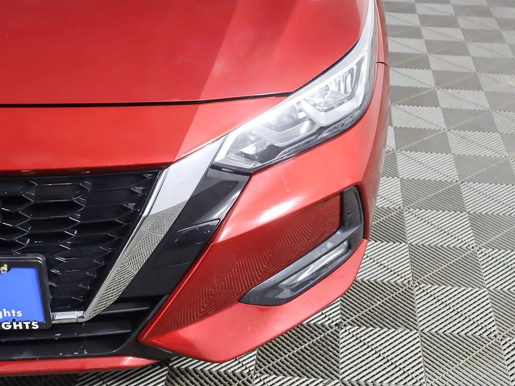Used 2022 Scarlet Nissan SV image 12