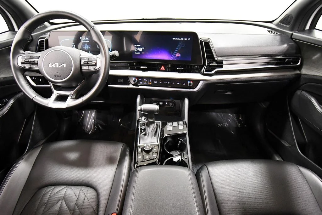 Certified Used 2025 White Kia X-Line image 3