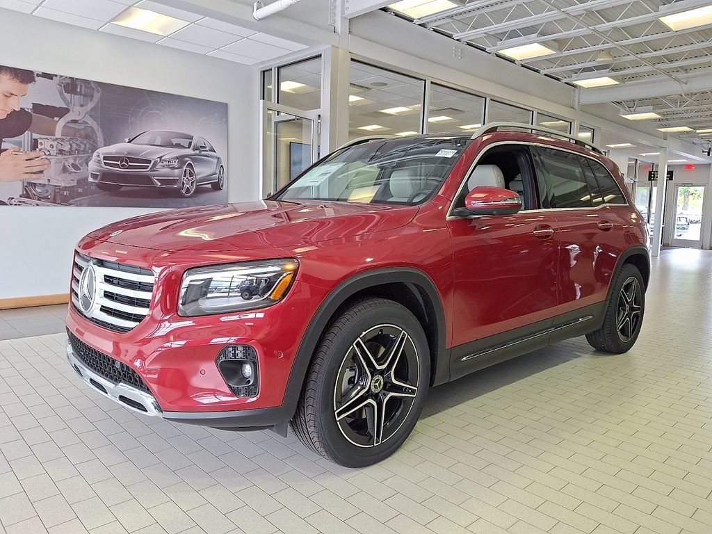 New 2026 MANUFAKTUR Patagonia Red Metallic Mercedes-Benz GLB 250 image 32