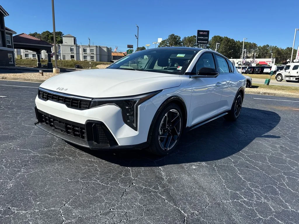 New 2025 White Kia GT-Line image 7