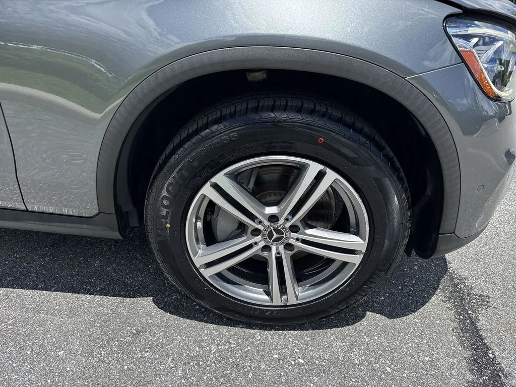Used 2021 Graphite Gray Metallic Mercedes-Benz GLC 300 image 59