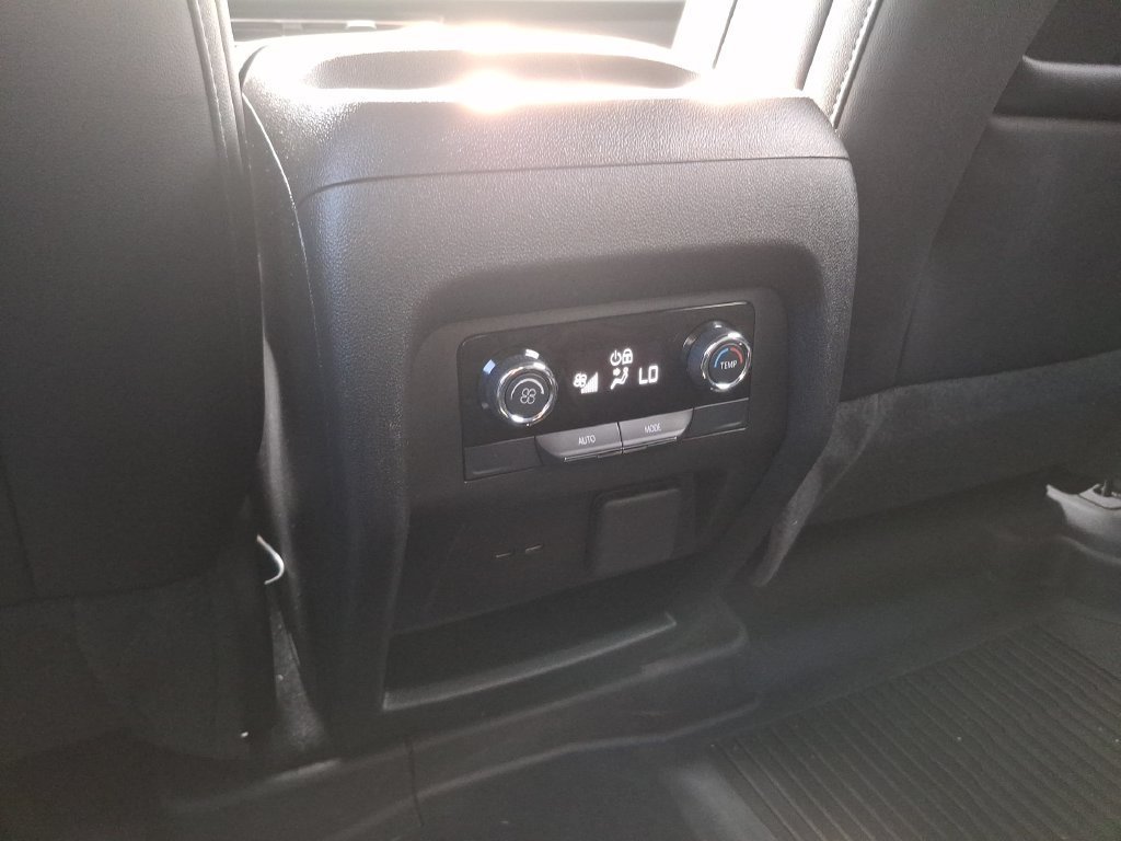 2025 Chevrolet Traverse Z71 - Photo 23