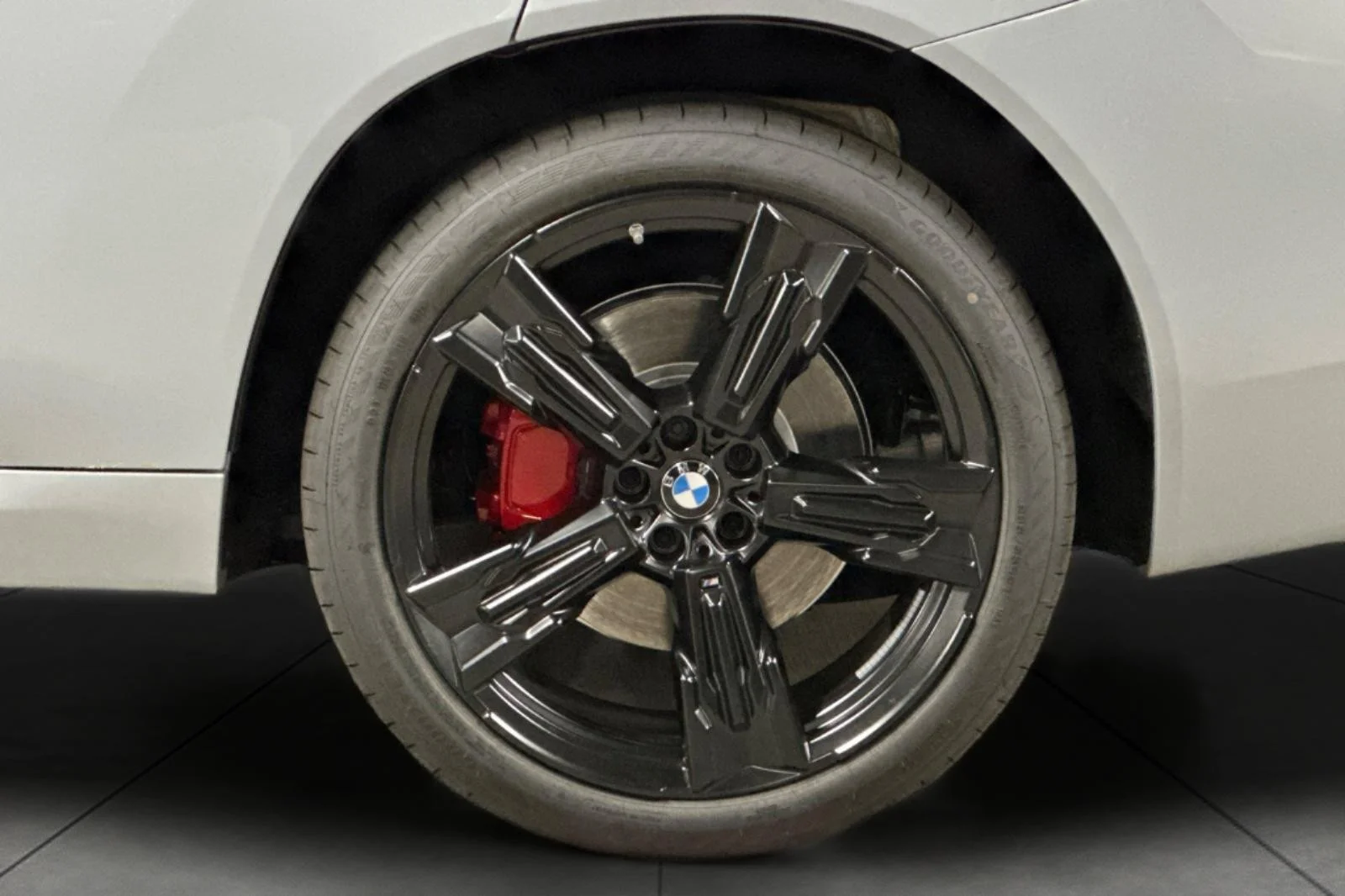 New 2026 Brooklyn Grey Metallic BMW M50 xDrive image 25