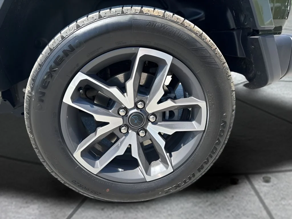 Used 2024 Green Jeep Sport S 4xe image 30