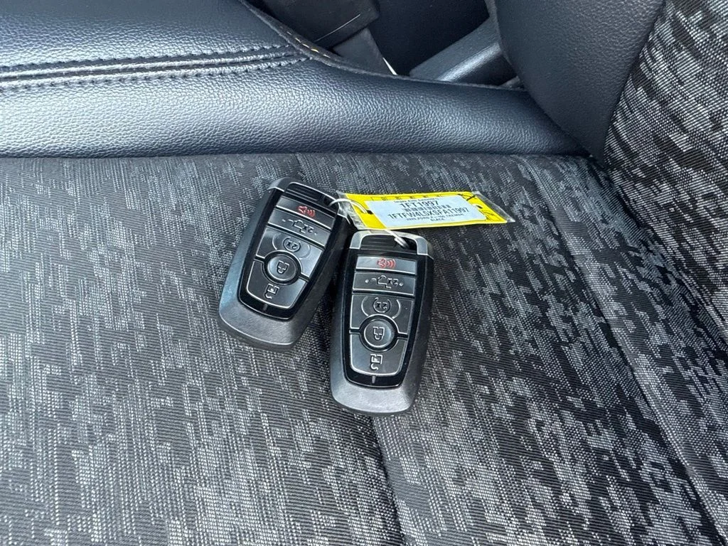 Used 2025 Black Ford Tremor image 27