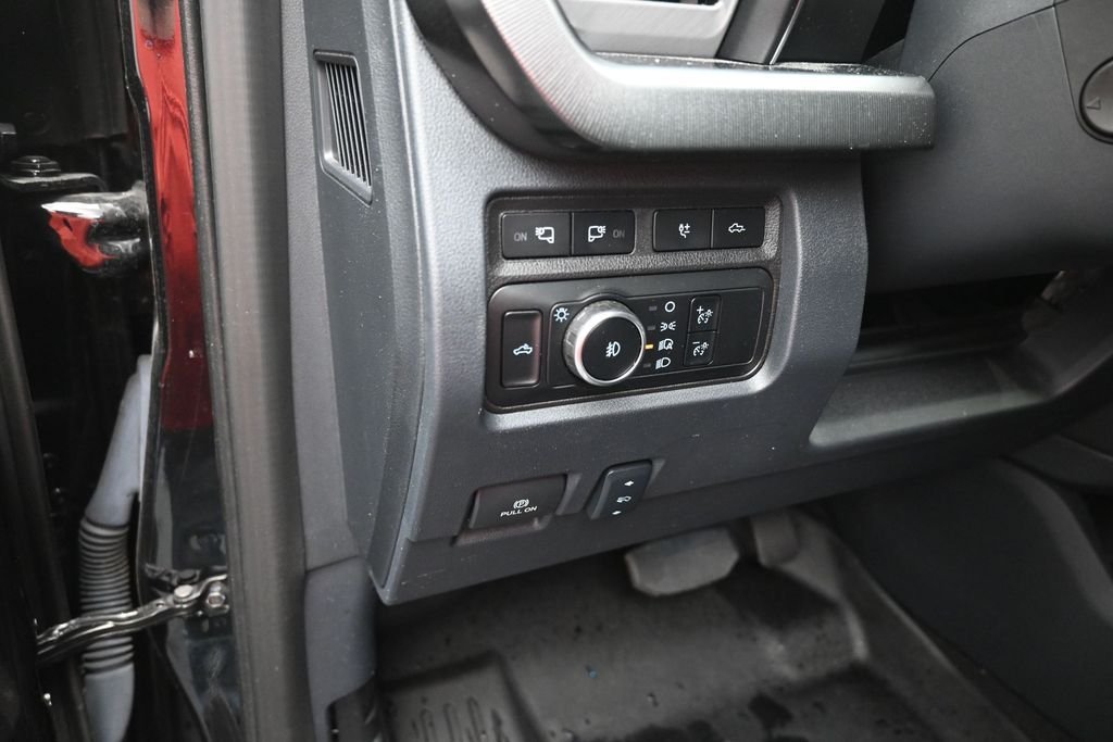 Used 2024 Black Ford Platinum image 13