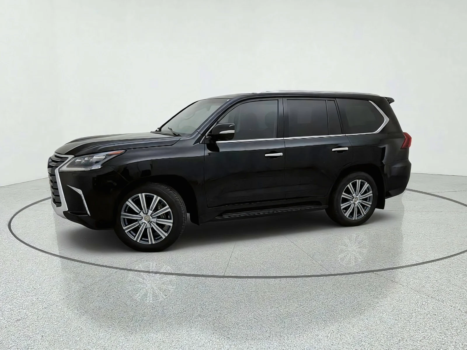 Used 2016 Black Onyx Lexus 5-DR SUV image 15