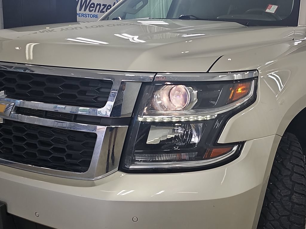 Used 2015 CHAMPAGNE SILVER METALLIC Chevrolet LT image 39