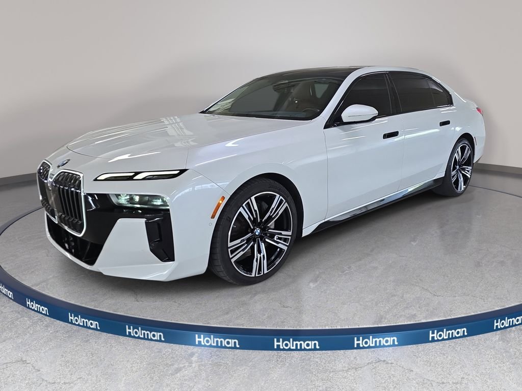 2023 BMW 7 Series 740i's photo