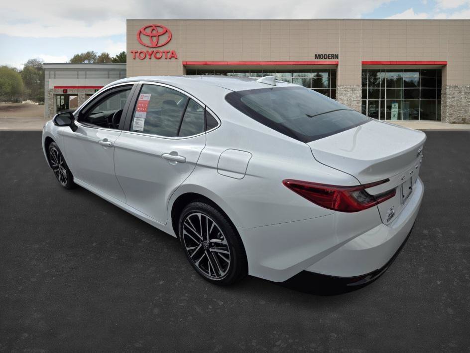 2026 Toyota Camry XLE - Photo 7