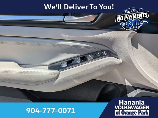 Used 2022 Black Nissan 2.5 SL image 27