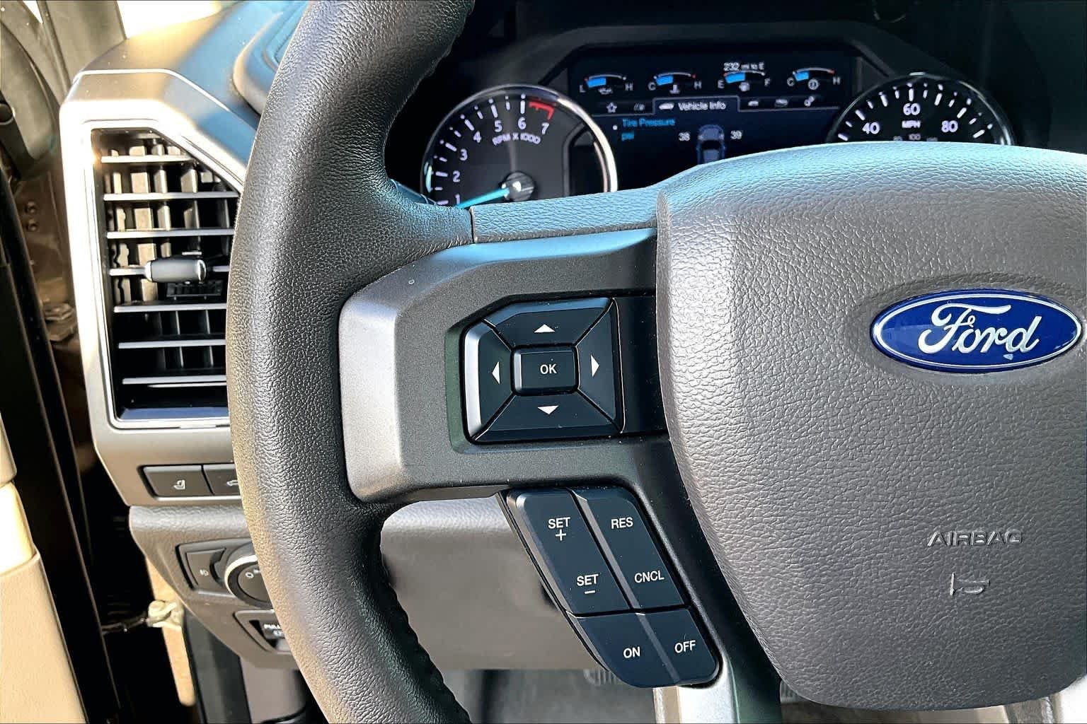 Used 2019 Stone Gray Ford XLT image 26