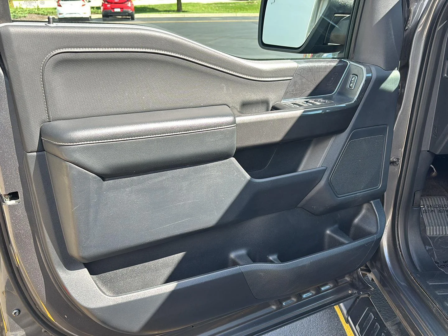 Used 2022 Carbonized Gray Ford XLT image 11