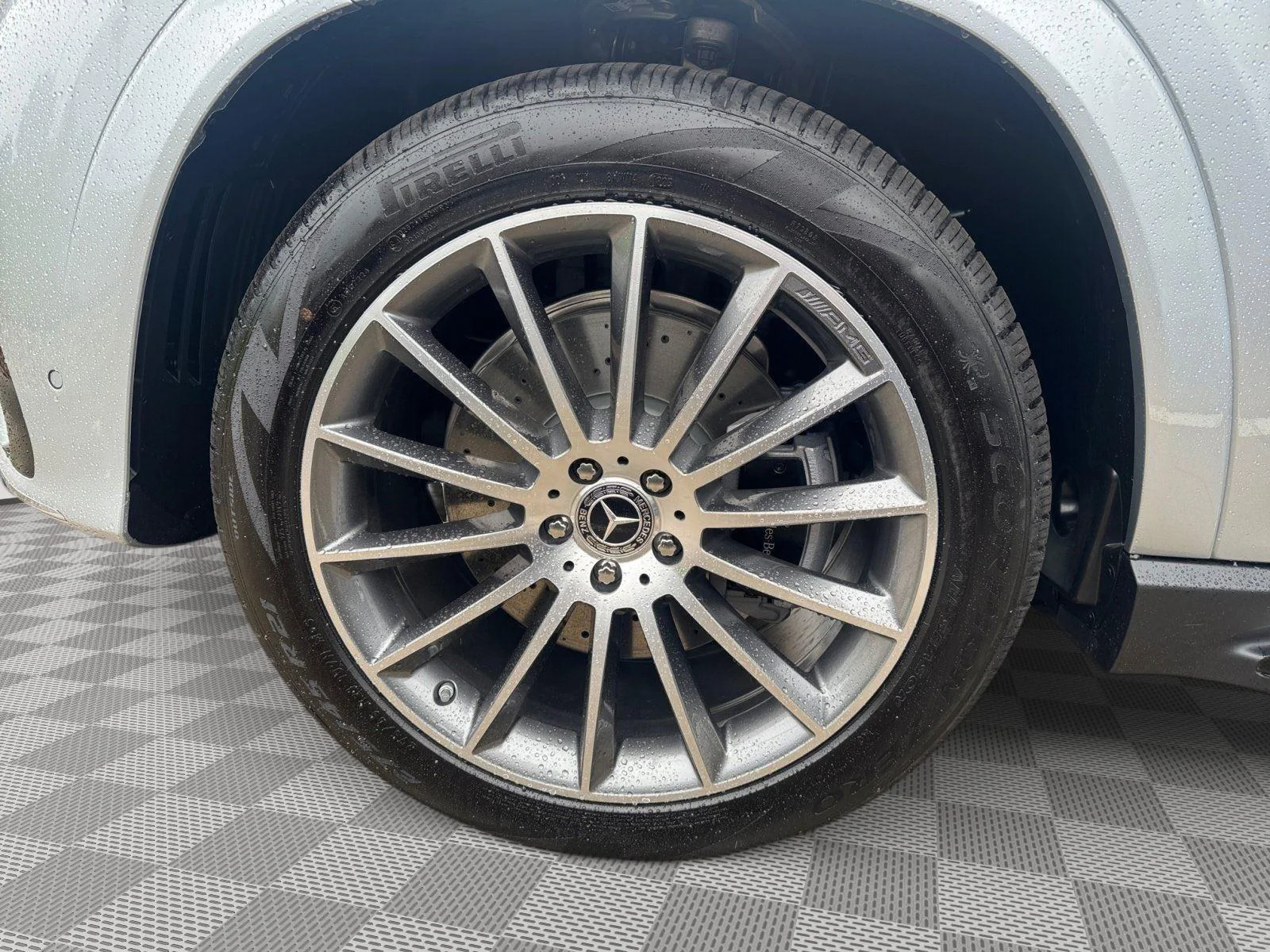 New 2026 Cirrus Silver Metallic Mercedes-Benz GLE 450 image 9