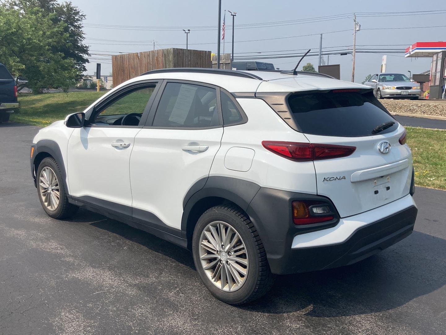 Used 2020 Chalk White Hyundai SEL image 5