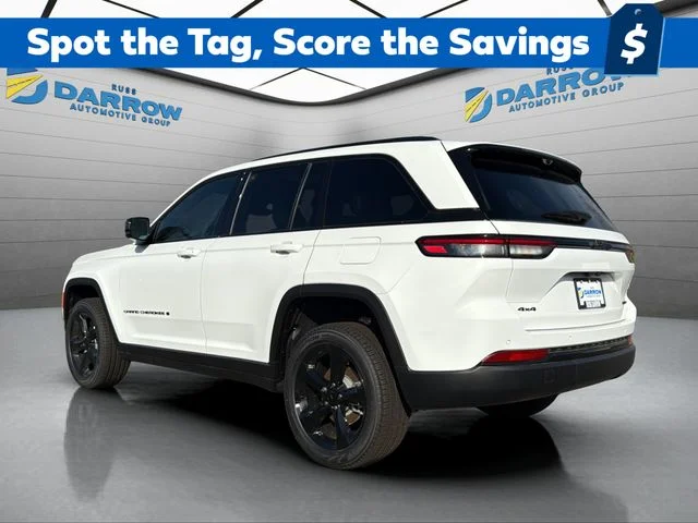 New 2025 Bright White Clear-Coat Exterior Paint Jeep Limited image 3