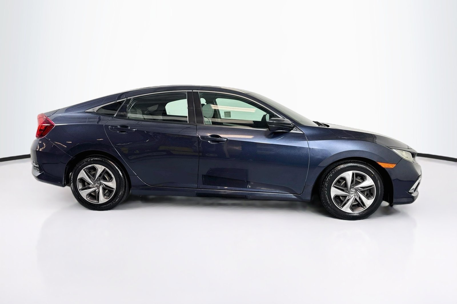 Used 2020 Modern Steel Metallic Honda LX image 4