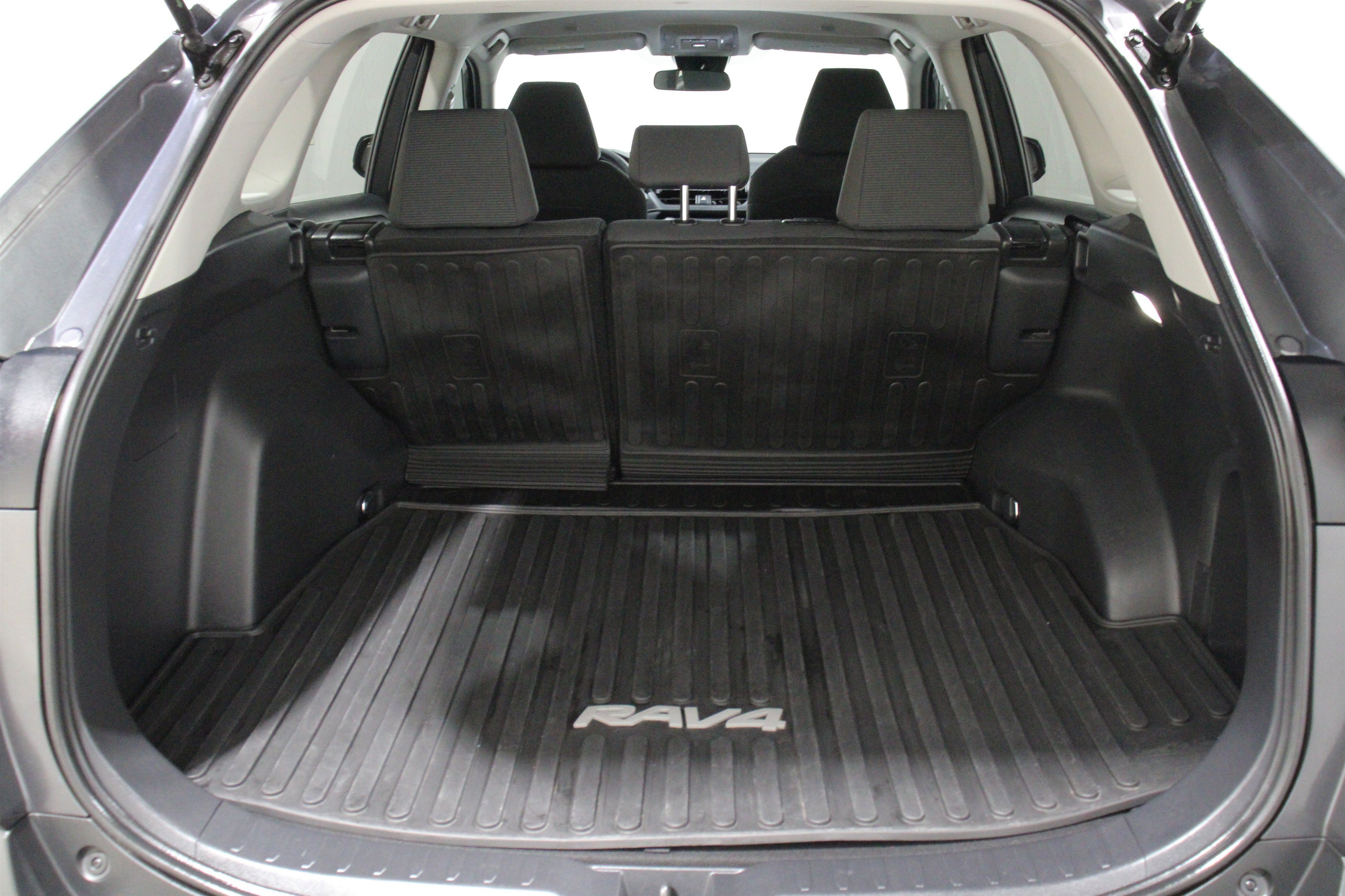 Used 2024 Magnetic Gray Metallic Toyota Hybrid LE image 24