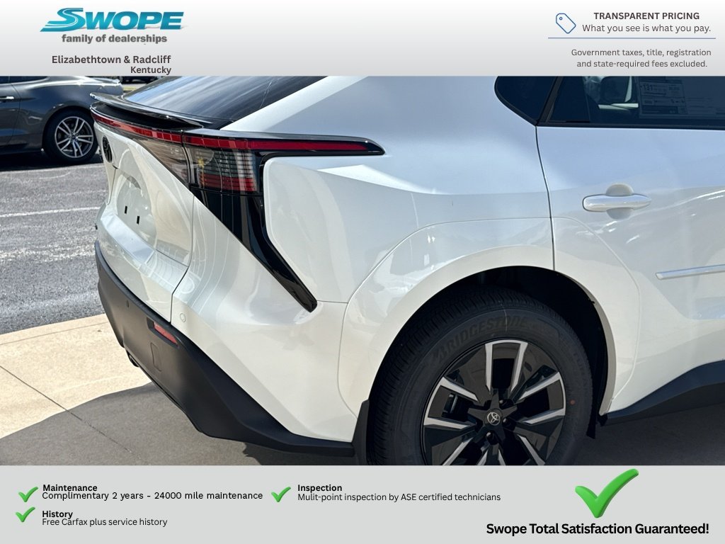 New 2026 Wind Chill Pearl Toyota XLE Plus image 10