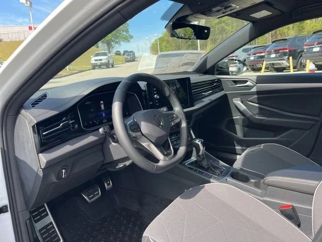 New 2026 White Volkswagen 1.5T Sport image 6