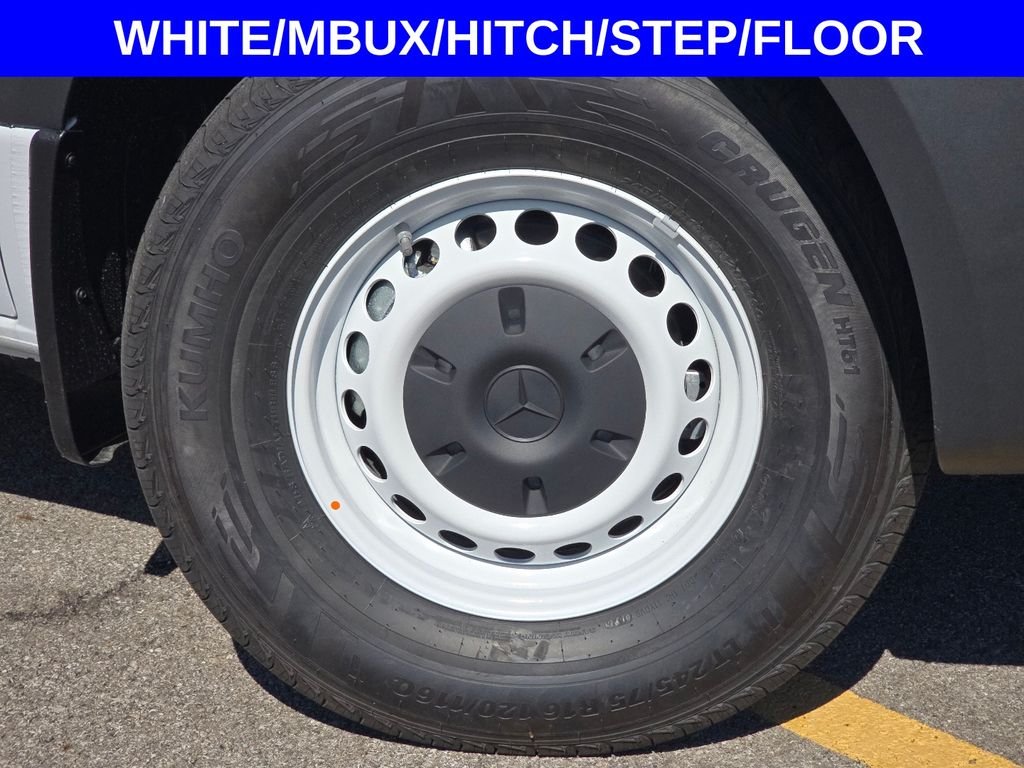 New 2026 Arctic White Mercedes-Benz Cargo 170 WB image 7