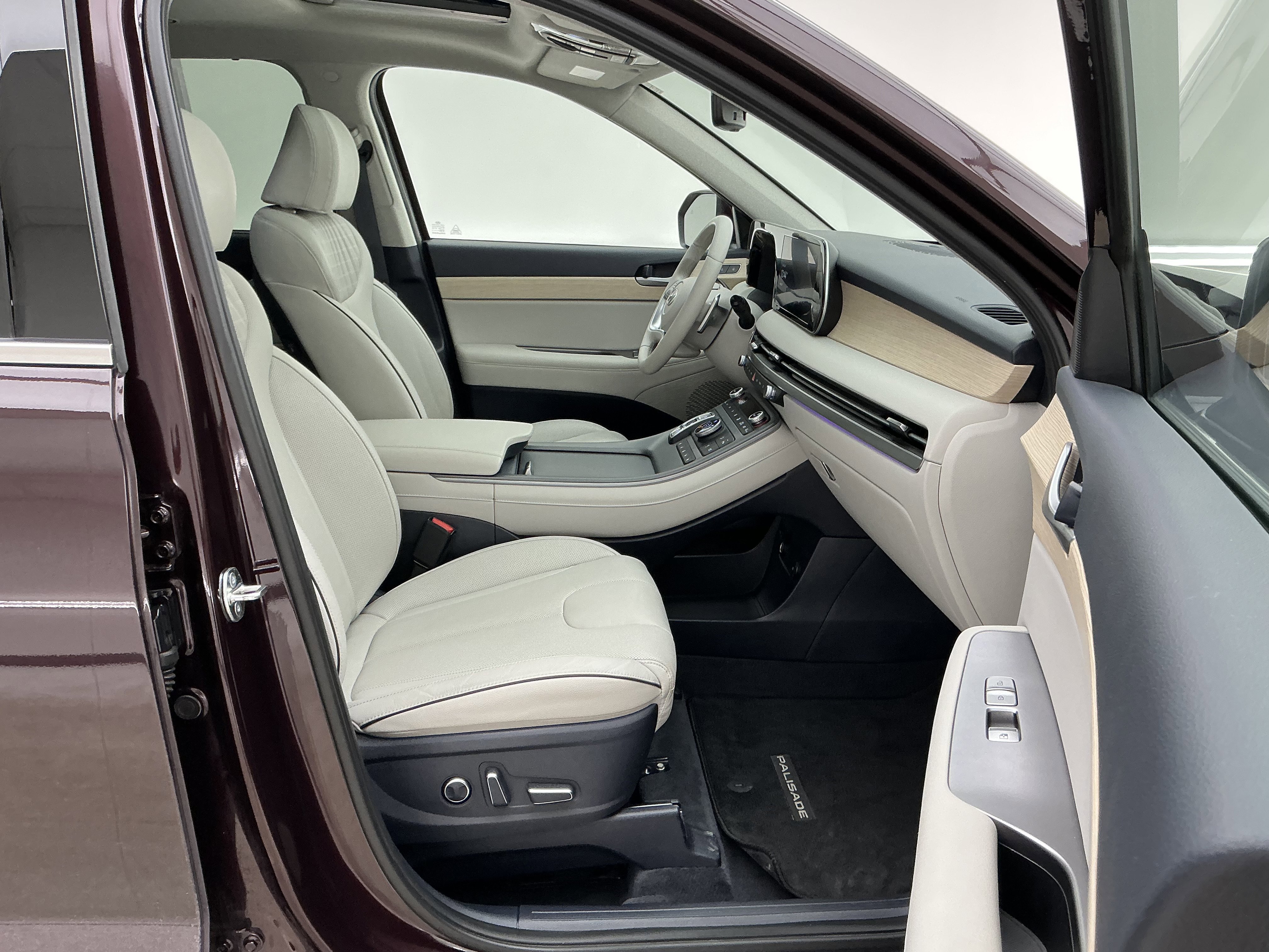 2024 Hyundai Palisade Limited - Photo 27