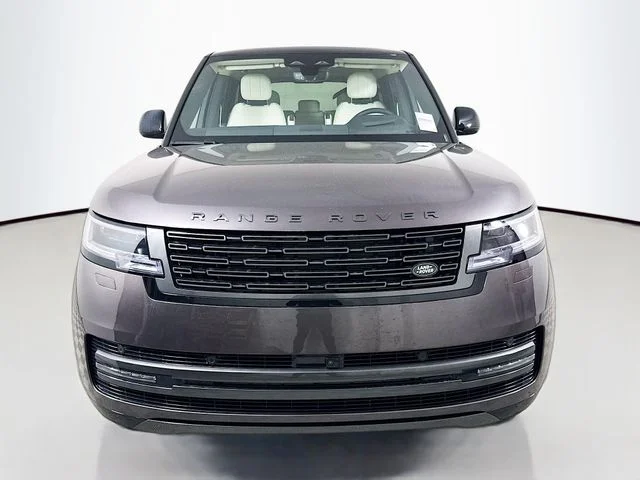 New 2026 Charente Grey Prem Met Land Rover SE image 2