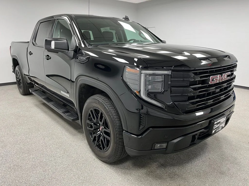 Used 2024 Black GMC Elevation image 2
